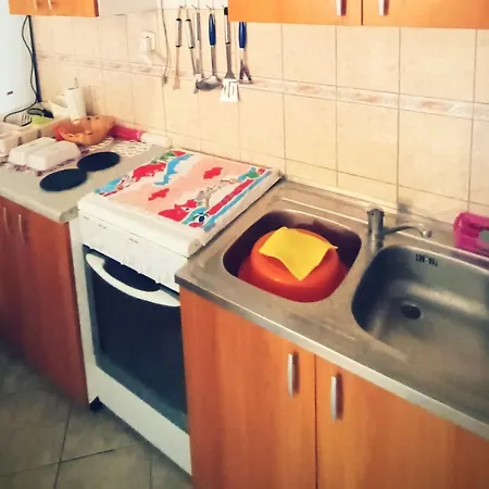 Ana Apartment *